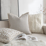 Housse de Coussin Blanc et Beige   From Riomaggiore W.L - Vignette | Gellone